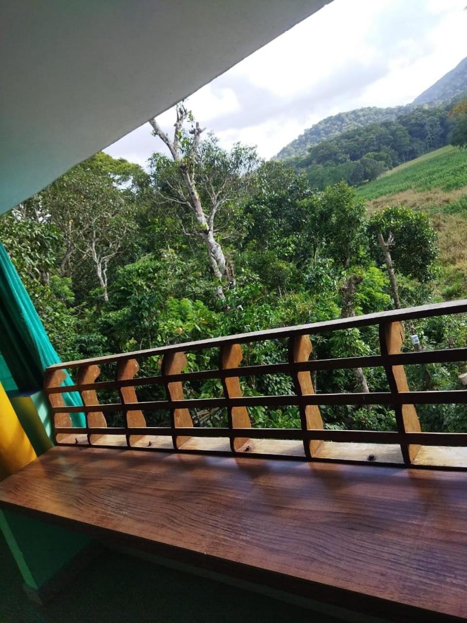 Hill Green Home Stay เทกคาดี ภายนอก รูปภาพ